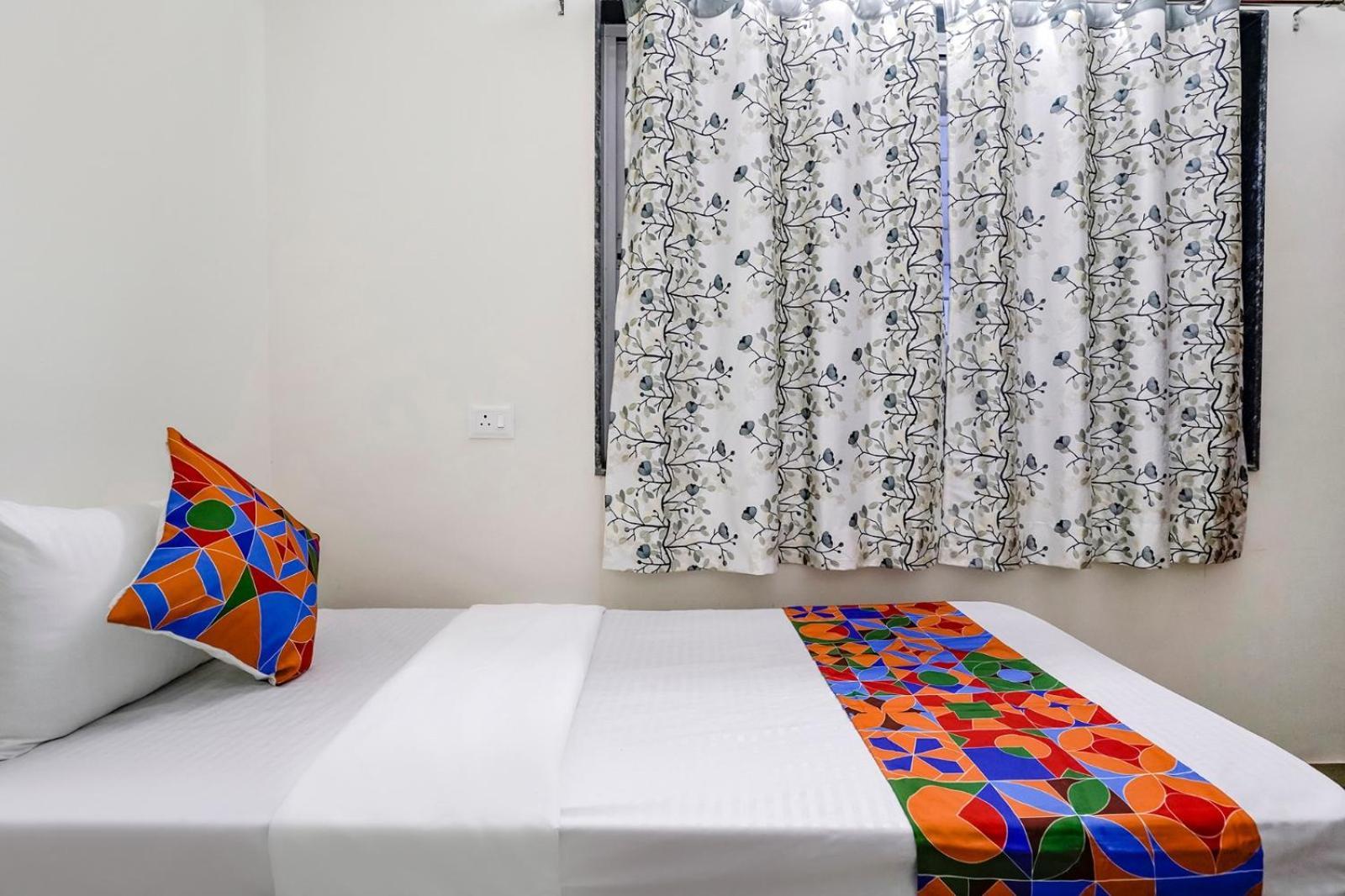 Hotel Comfort Caves Nashik Exterior foto